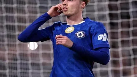 CBA焦点对决：广厦激战青岛，揭秘巅峰对决背后的精彩密码！